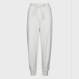 Tuck Front Jogger in Light Heathered Grey (7N778C42)